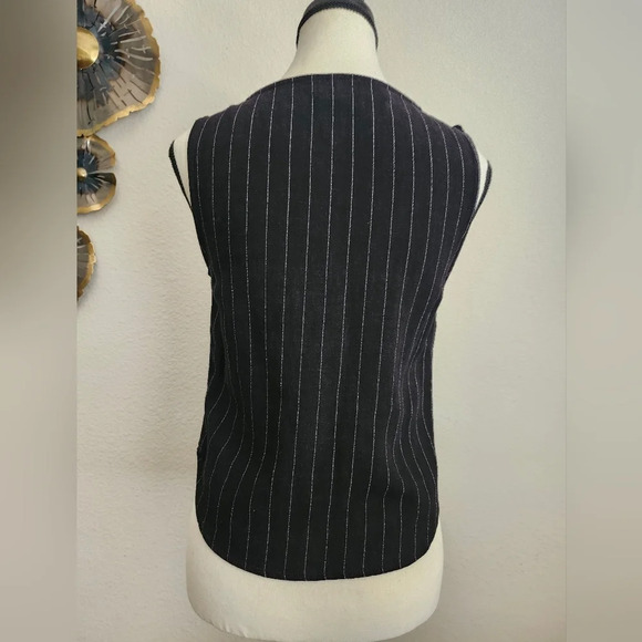 Field Day Aviva Pinstripe Vest - Picture 3 of 8